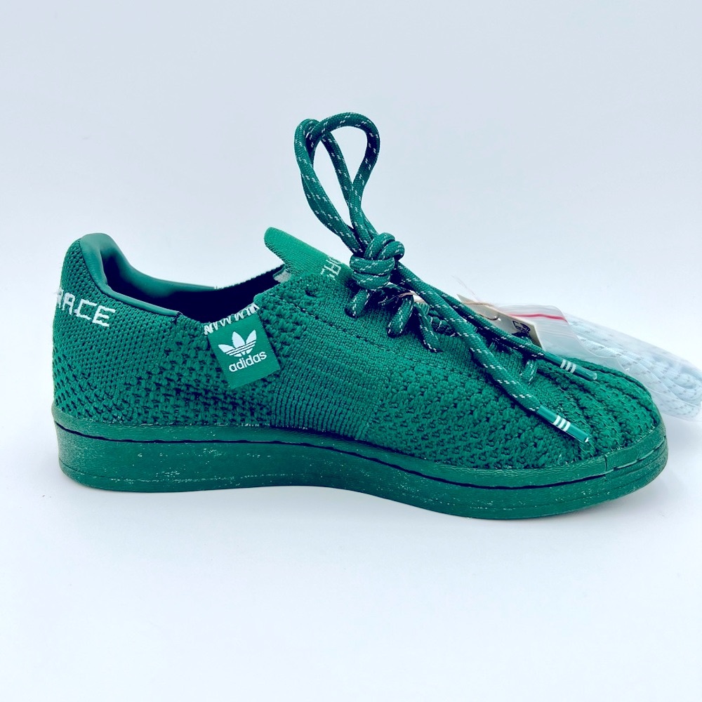 🧩 Kids Unisex Pharrell Williams Superstar PK Shoes NWOB